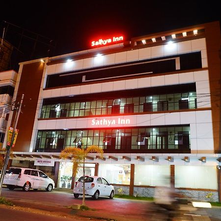 Sathya Inn Guruvāyūr Exteriér fotografie