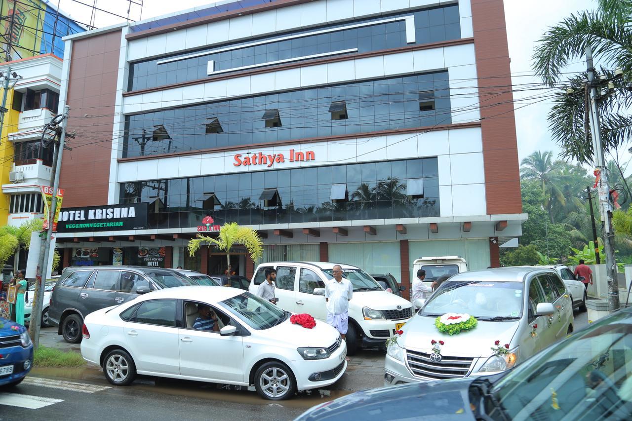 Sathya Inn Guruvāyūr Exteriér fotografie
