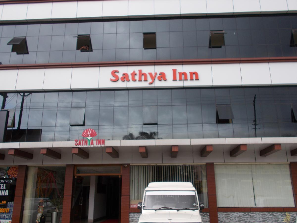 Sathya Inn Guruvāyūr Exteriér fotografie