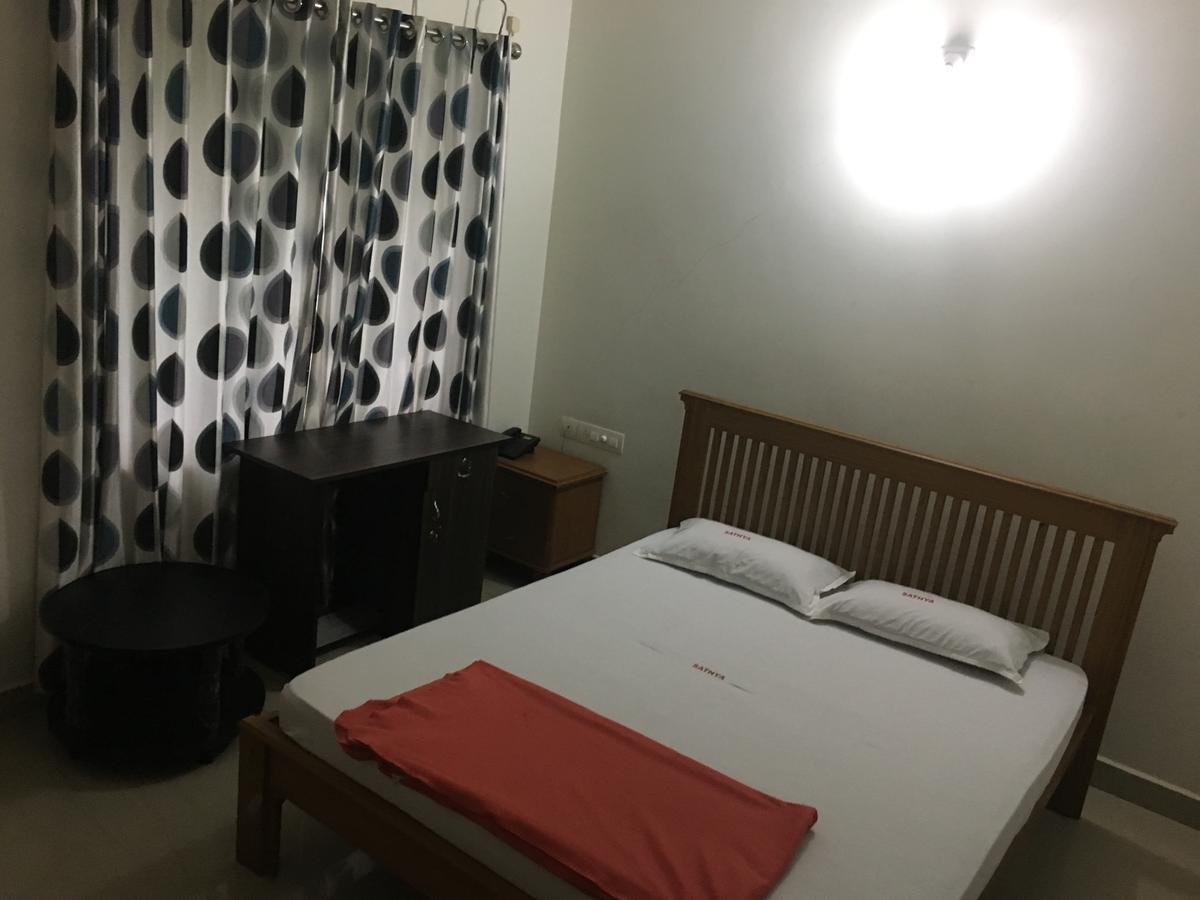 Sathya Inn Guruvāyūr Exteriér fotografie