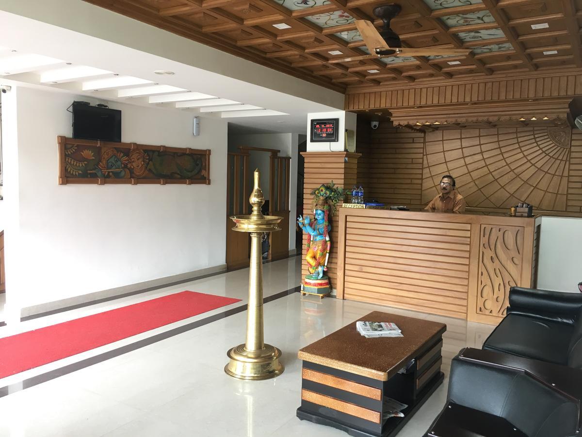 Sathya Inn Guruvāyūr Exteriér fotografie