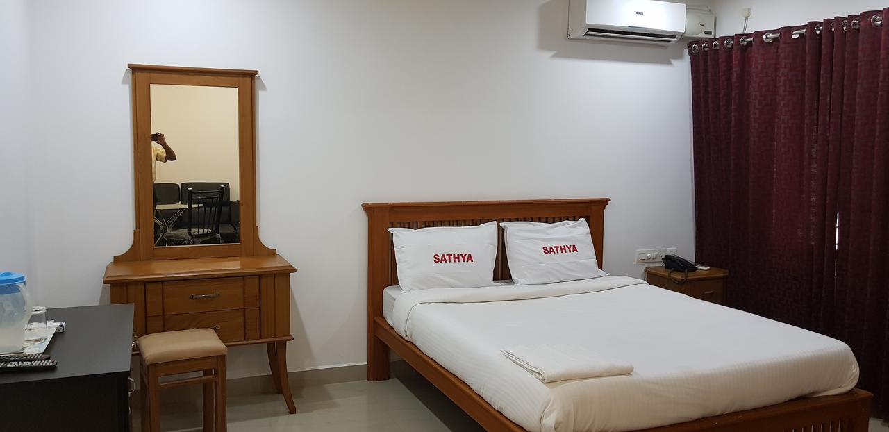 Sathya Inn Guruvāyūr Exteriér fotografie